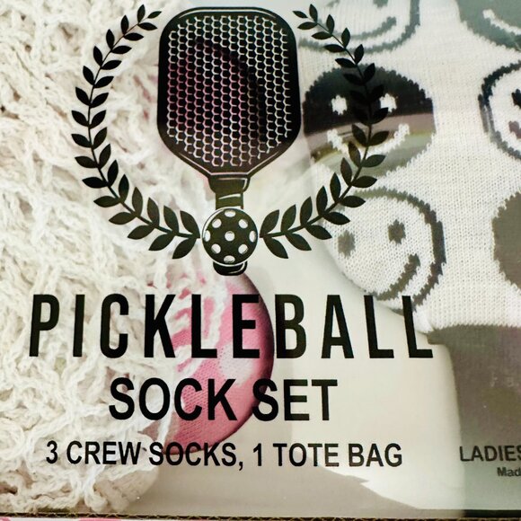 PICKLEBALL 3 PAIRS CREW SOCKS SIZE 9-11 AND 1 TOTE BAG GIFT SET WHITE PINK BLACK - Picture 2 of 6